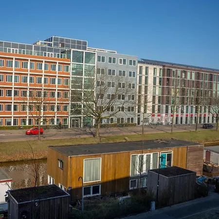 Nora Waterview Breda